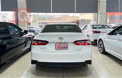 تۆیۆتا کامری